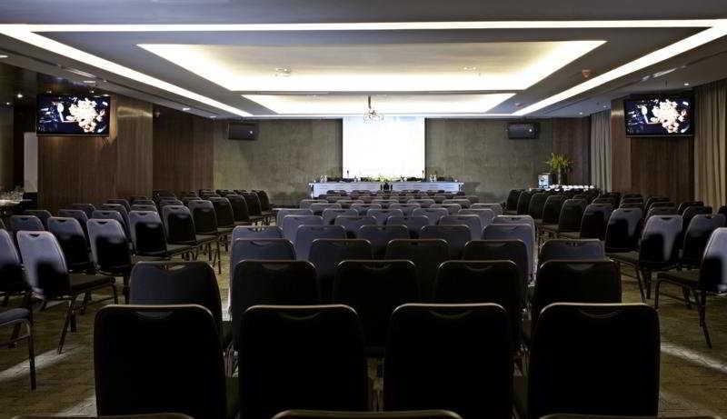 Gtower Hotel Kuala Lumpur Dış mekan fotoğraf The 2012 conference of the International Society for the Study of Tropical Medicine