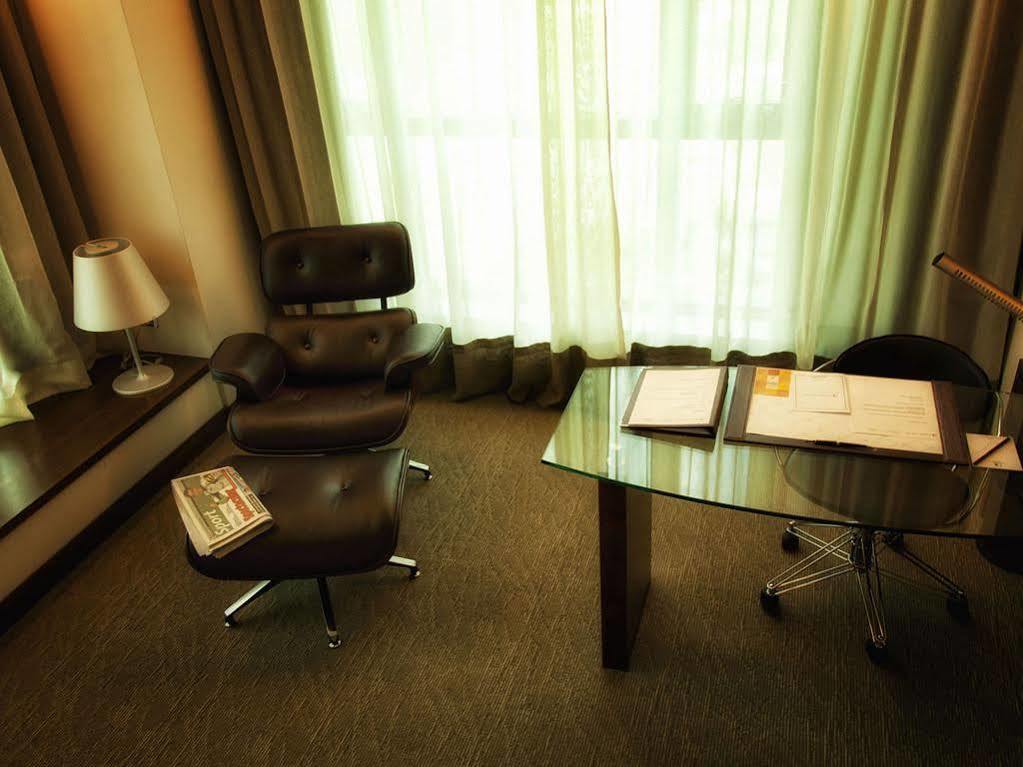 Gtower Hotel Kuala Lumpur Dış mekan fotoğraf A typical hotel suite