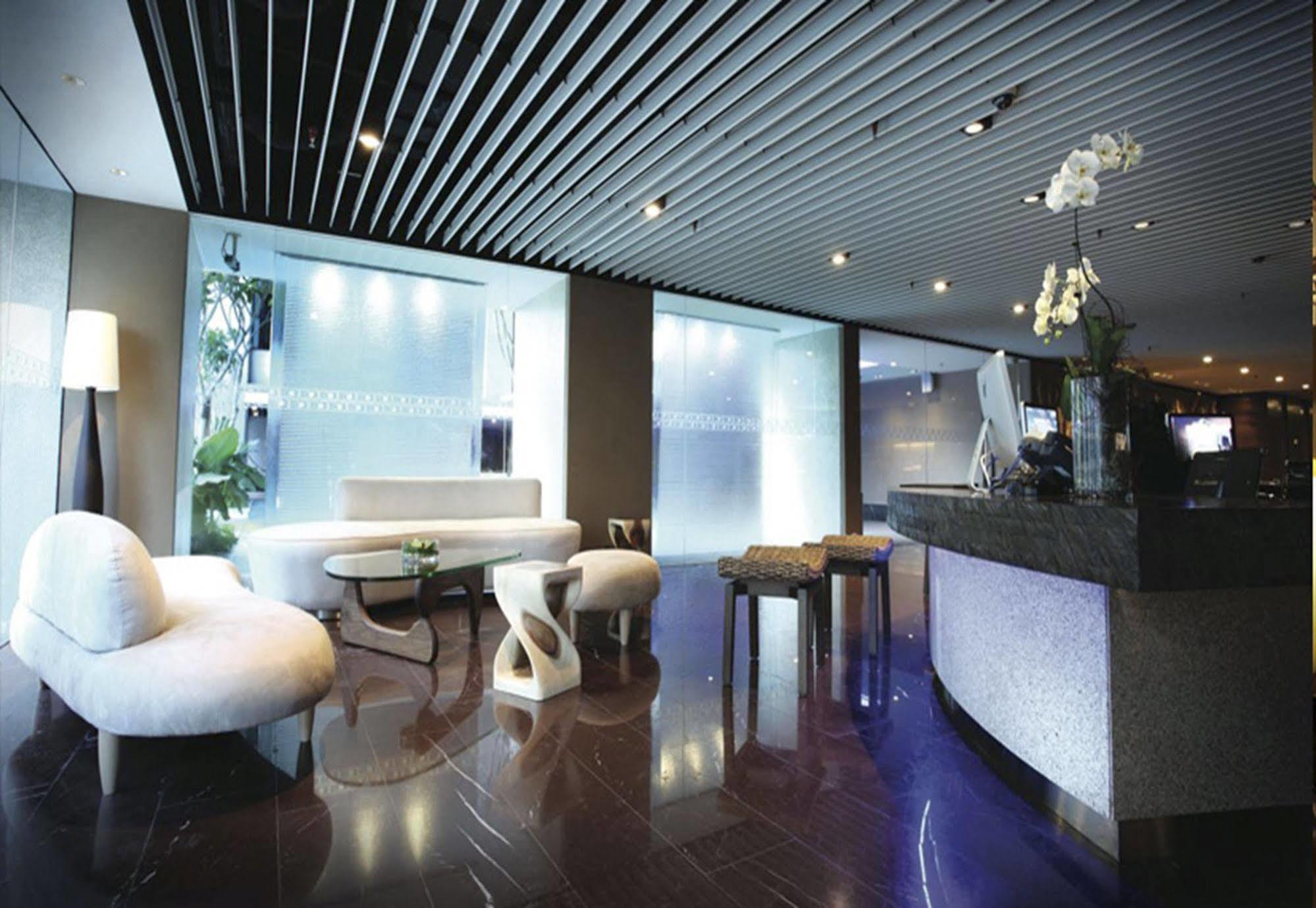 Gtower Hotel Kuala Lumpur Dış mekan fotoğraf The interior of the lounge